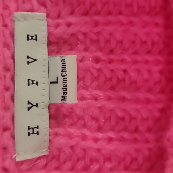 Hyfve Cropped Knit Sweater - Picture 2 of 9